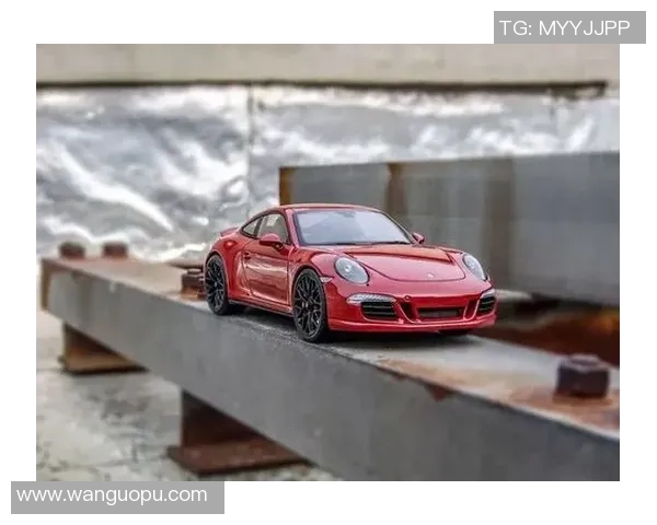 大型手办足球球星模型收藏推荐 带你领略球场传奇人物的风采 大型手办足球球星模型收藏推荐 带你领略球场传奇人物的风采